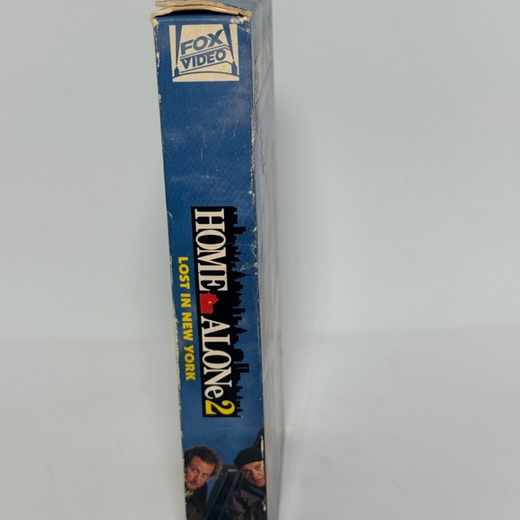 Home Alone 2 Lost in New York 1992 - Picture 2 of 5